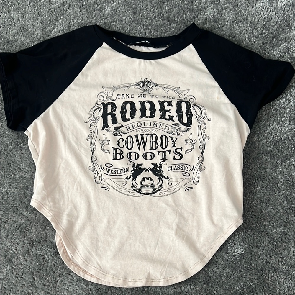 Black and White Rodeo Graphic Crop Top